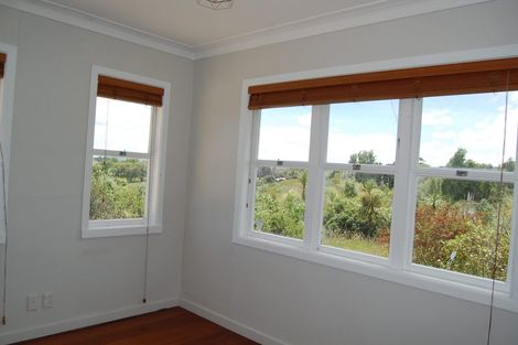 Photo of property in 960a Oneriri Road, Kaiwaka, 0573