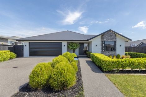 Photo of property in 76 Puhirake Crescent, Pyes Pa, Tauranga, 3112