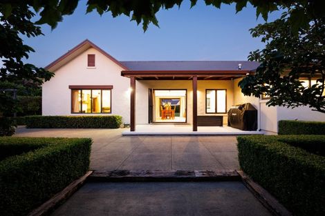 Photo of property in 443 Stoney Creek Road, Kelvin Grove, Palmerston North, 4470
