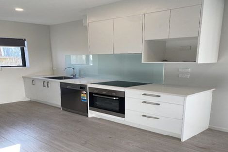 Photo of property in 5/39 Renata Crescent, Te Atatu Peninsula, Auckland, 0610