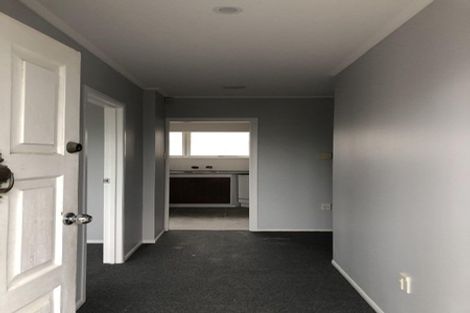 Photo of property in 16 Chequers Avenue, Glenfield, Auckland, 0629