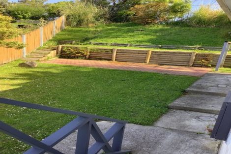 Photo of property in 7 Whitechapel Grove, Stokes Valley, Lower Hutt, 5019