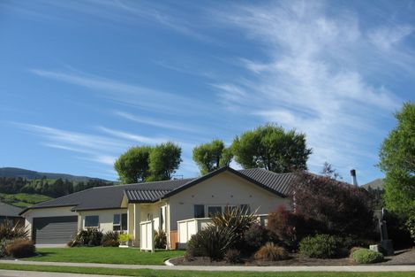 Photo of property in 30 Covent Drive, Stoke, Nelson, 7011