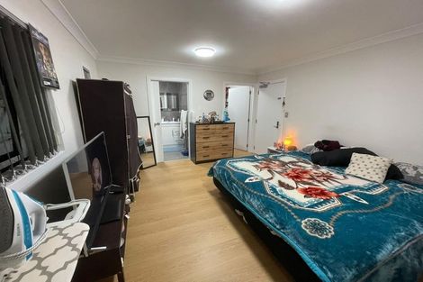 Photo of property in 21a Frobisher Way, Clendon Park, Auckland, 2103