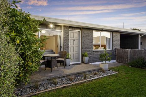 Photo of property in 2/34 Picton Avenue, Riccarton, Christchurch, 8011