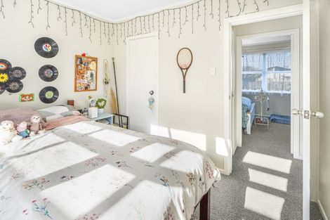 Photo of property in 12 Cecil Street, St Andrews, Hamilton, 3200