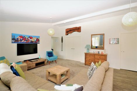 Photo of property in 43 Kon Tiki Road, Whiritoa, Whangamata, 3691