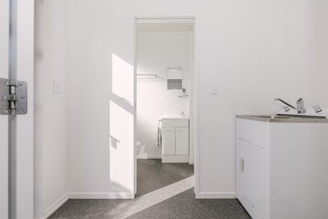 Photo of property in 1 Annandale Avenue, Takaro, Palmerston North, 4410