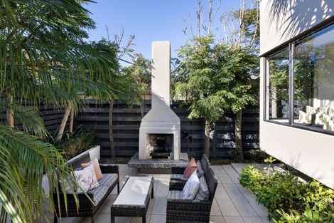 Photo of property in 91 Muricata Avenue, Mount Maunganui, 3116