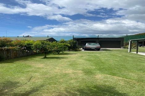 Photo of property in 10 Te Mara Place, Merrilands, New Plymouth, 4312
