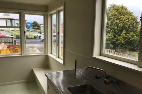 Photo of property in 97 Hillsborough Road, Hillsborough, Auckland, 1042