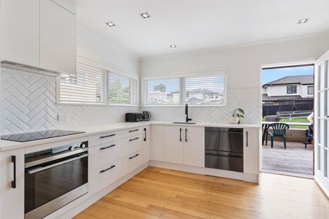 Photo of property in 25 Mcrae Road, Mount Wellington, Auckland, 1060