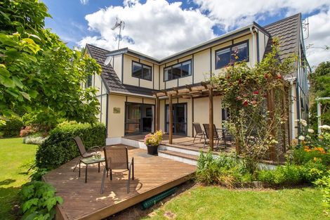 Photo of property in 12 Elmslie Place, Owhata, Rotorua, 3010