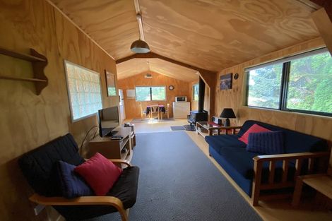 Photo of property in 38 Grammar Street, Kimbolton, 4777