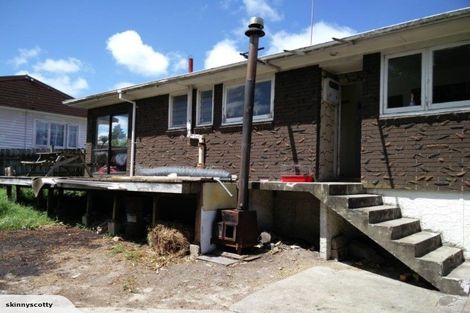 Photo of property in 19 Sherwood Avenue, Te Atatu South, Auckland, 0610