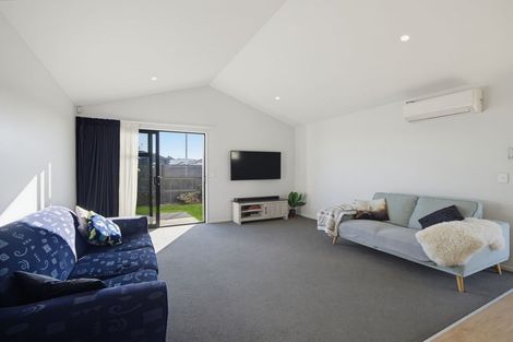 Photo of property in 50 Blakes Road, Belfast, Christchurch, 8051