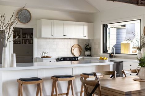 Photo of property in 969 Kahuranaki Road, Kahuranaki, Havelock North, 4295