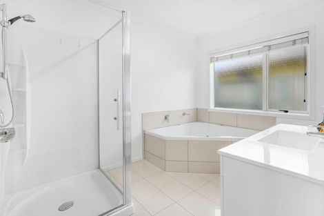 Photo of property in 9 Cole Thomas Place, Huntington, Hamilton, 3210