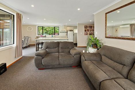 Photo of property in 47 Seaward Road, Edendale, 9825