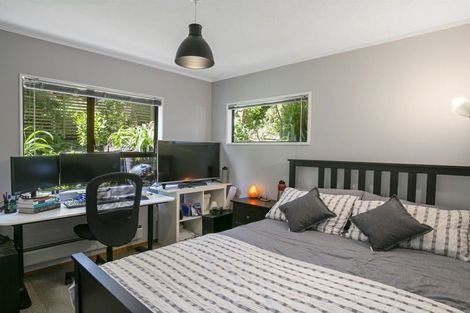 Photo of property in 76 Khandallah Road, Ngaio, Wellington, 6035