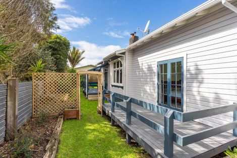 Photo of property in 7 Cavell Place, Gonville, Whanganui, 4501