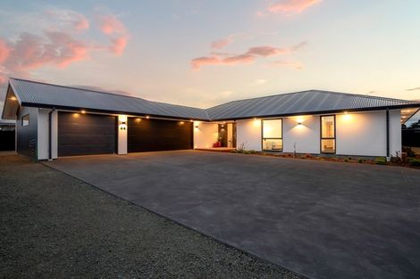 Photo of property in 44 Suffolk Drive, Kirwee, 7571