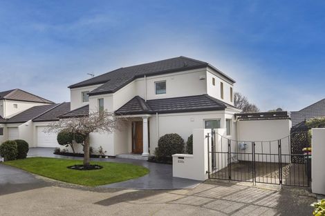 Photo of property in 230a Lake Terrace Road, Shirley, Christchurch, 8061