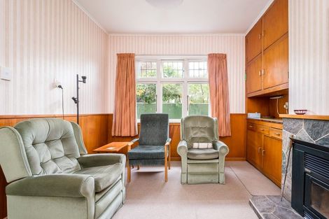 Photo of property in 65 Martin Avenue, Beckenham, Christchurch, 8023