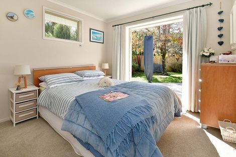 Photo of property in 9 Robinia Place, Snells Beach, 0920