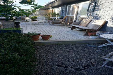 Photo of property in 924c Papamoa Beach Road, Papamoa Beach, Papamoa, 3118