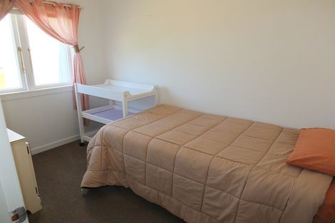 Photo of property in 14 Brown Terrace, Foxton Beach, Foxton, 4815