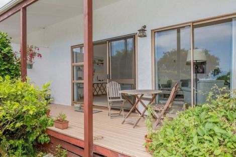 Photo of property in 88 Winara Avenue, Waikanae, 5036