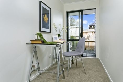 Photo of property in 5 Skipjack Pass, Silverdale, 0932