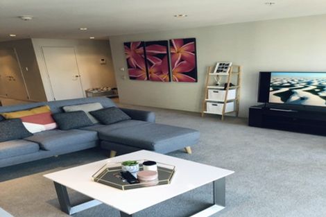 Photo of property in Piermont Apartments, 4i/82 Cable Street, Te Aro, Wellington, 6011