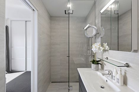 Photo of property in 37 Penruddock Rise, Westmorland, Christchurch, 8025