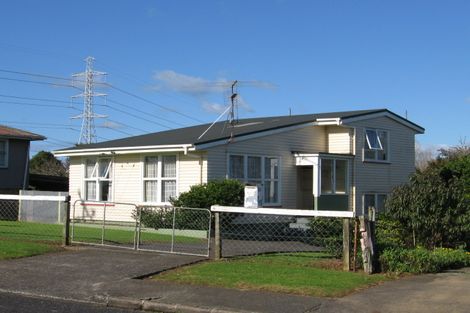 Photo of property in 65 Cooper Crescent, Otara, Auckland, 2023