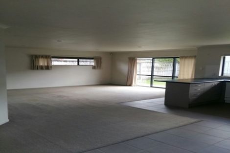 Photo of property in 128 Settlement Road, Papakura, 2110