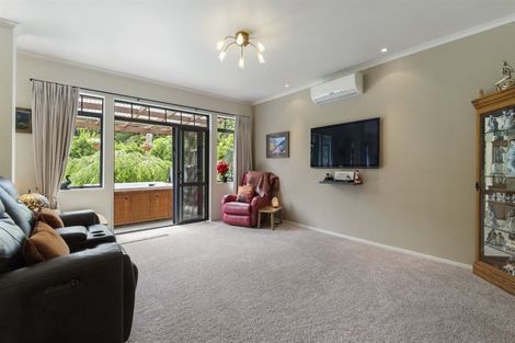Photo of property in 10 Pepperdine Place, Albany, Auckland, 0632