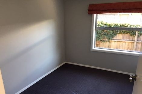 Photo of property in 1/4 Kipax Place, Riccarton, Christchurch, 8011