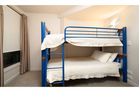 Photo of property in 36 Victoria Road, Mount Maunganui, 3116