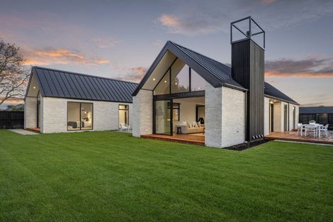 Photo of property in 14 Ross Road, Tariki, Stratford, 4390