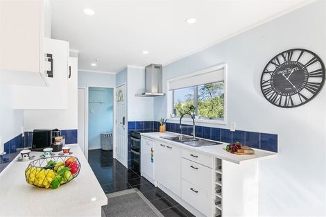 Photo of property in 52 Japonica Drive, Beach Haven, Auckland, 0626