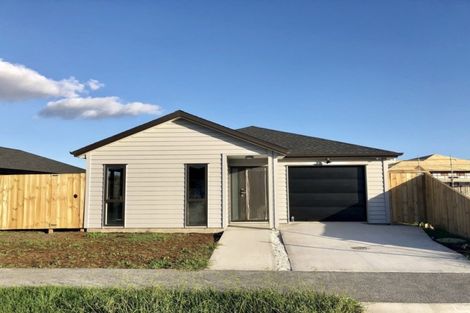 Photo of property in 4 Grandifolia Road, Takanini, 2110