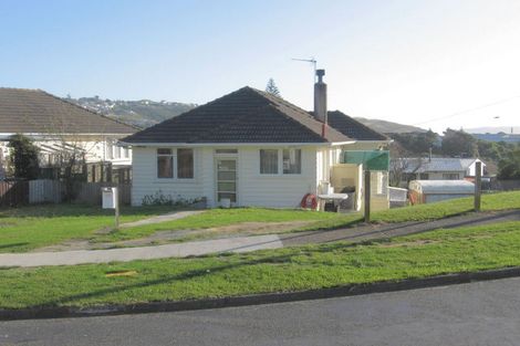 Photo of property in 21 Chaffey Crescent, Titahi Bay, Porirua, 5022