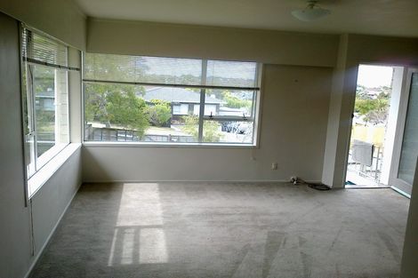 Photo of property in 1/79 Prince Regent Drive, Half Moon Bay, Auckland, 2012