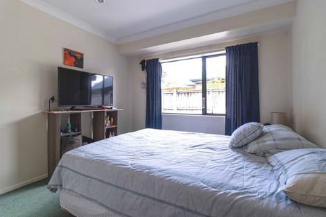 Photo of property in 22 Chesterfield Place, Rototuna, Hamilton, 3210