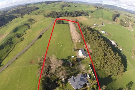 Photo of property in 1260 Te Hutewai Road, Raglan, 3296