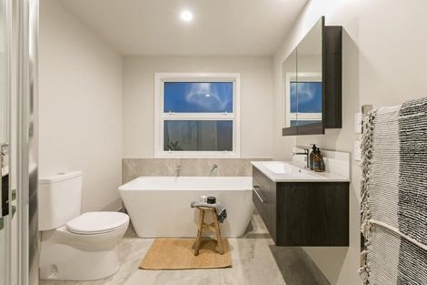 Photo of property in 2 Wescott Place, Bethlehem, Tauranga, 3110