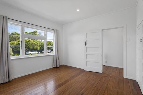 Photo of property in 63 Brois Street, Frankleigh Park, New Plymouth, 4310