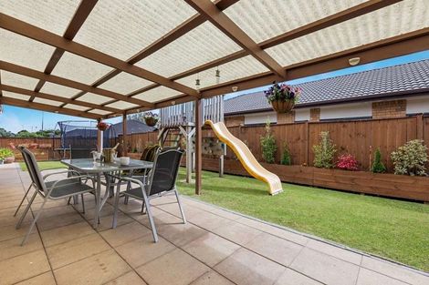 Photo of property in 39 Croftview Road, Wattle Downs, Auckland, 2103